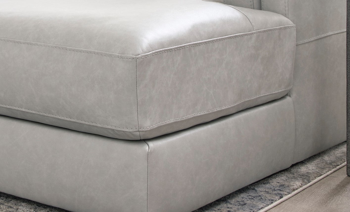 Amiata 2-Piece Sectional with Chaise